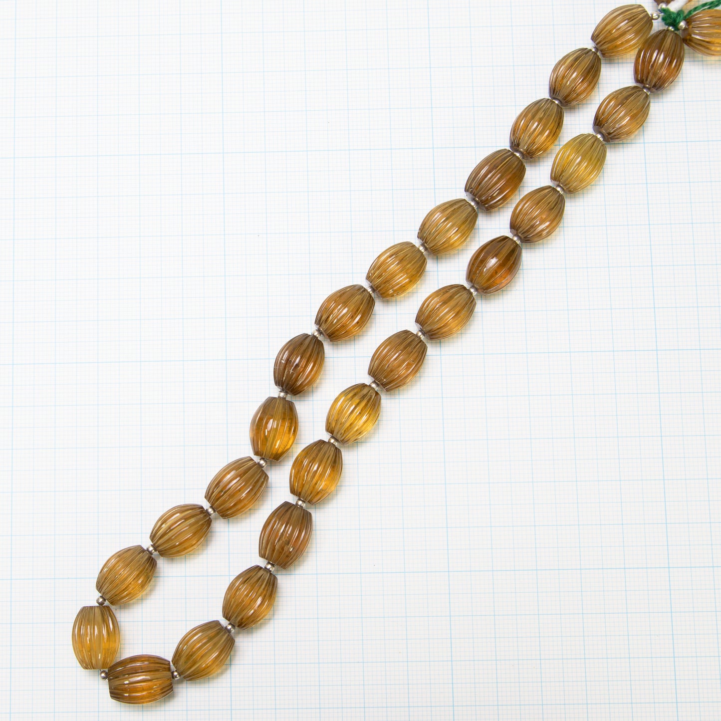 【250024】ビアクォーツカービング縦14mm横10.5mm