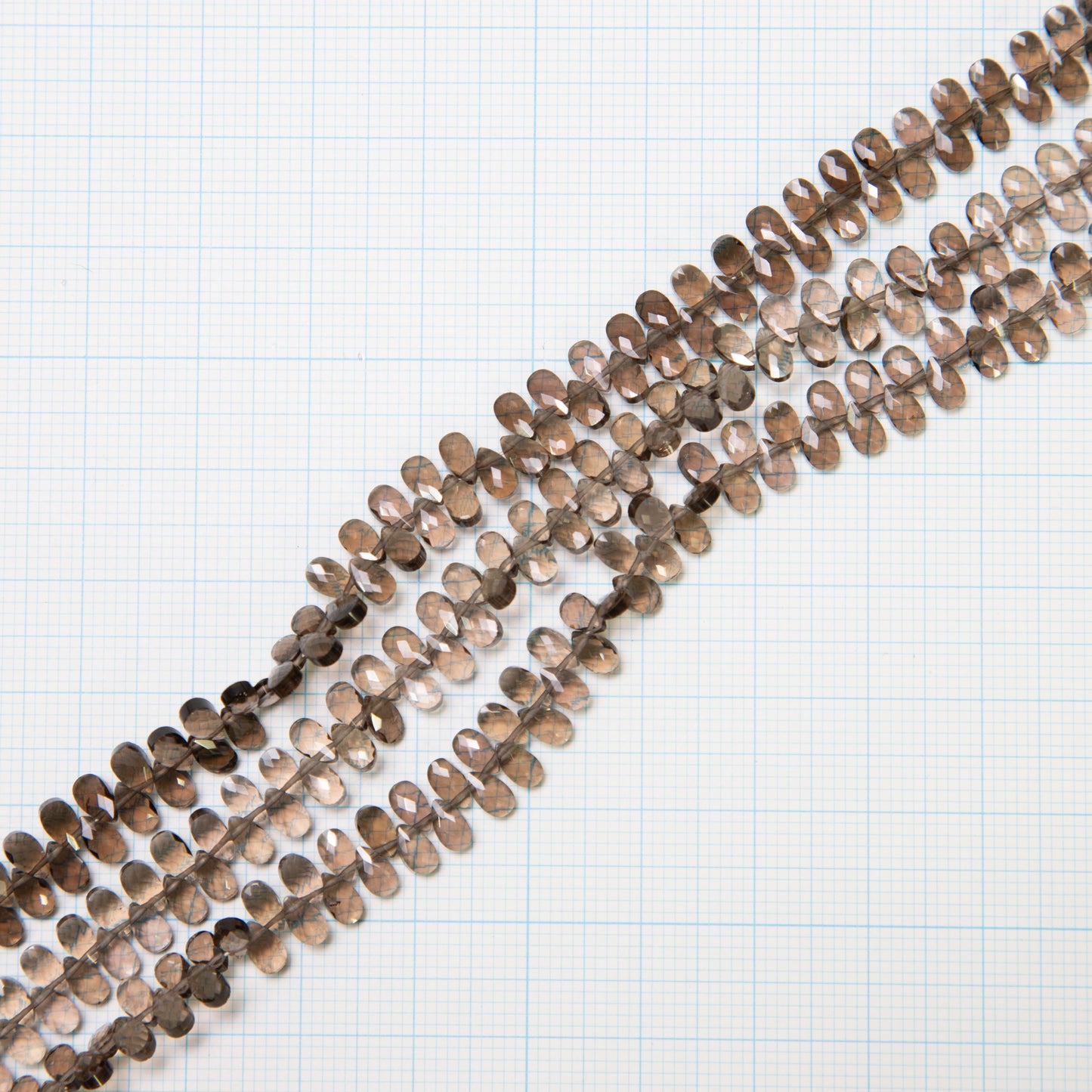 【250075】スモーキーP/S極小 約5~6×3mm(1連20㎝)