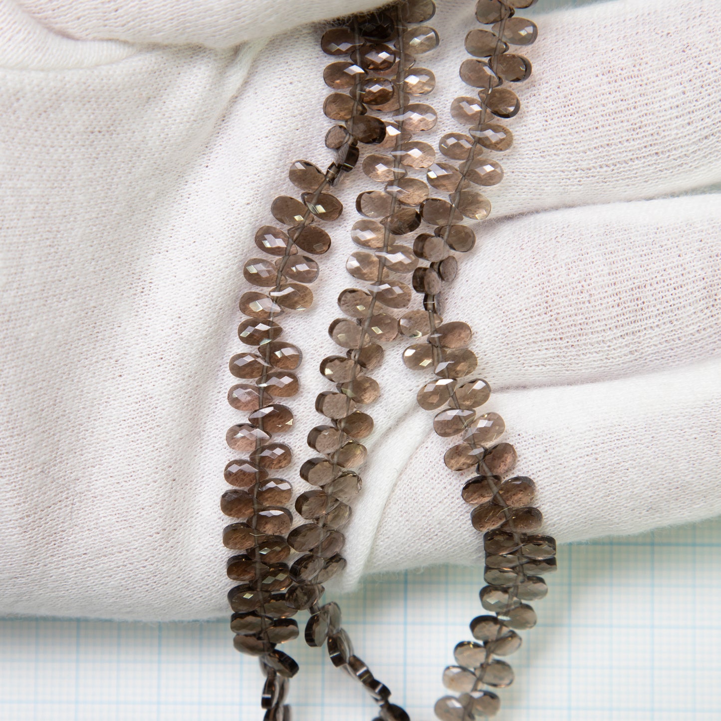 【250075】スモーキーP/S極小 約5~6×3mm(1連20㎝)