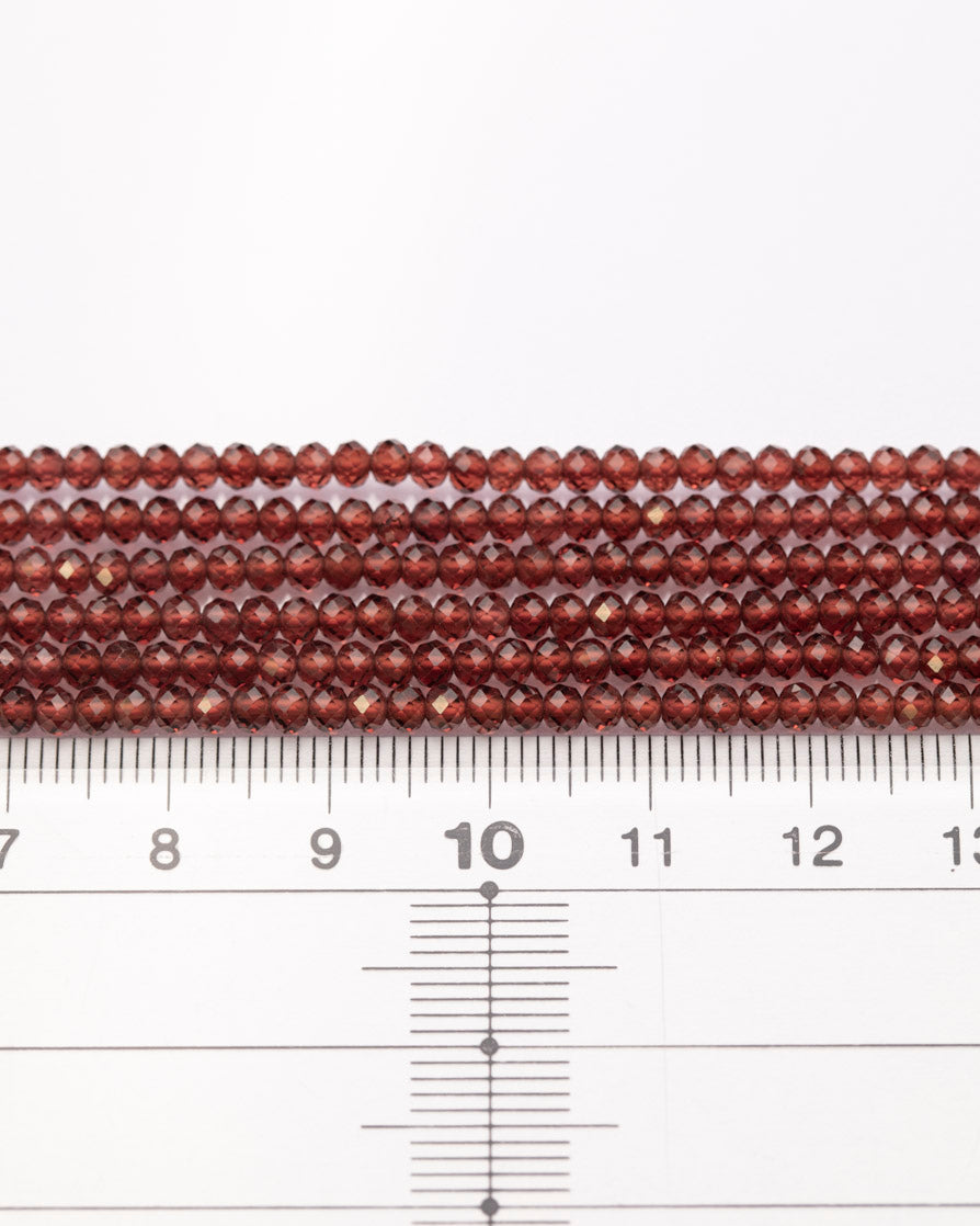 完売 ガーネット ボタンカット 3mm【1019】