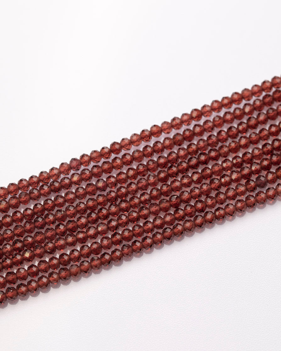 完売 ガーネット ボタンカット 3mm【1019】