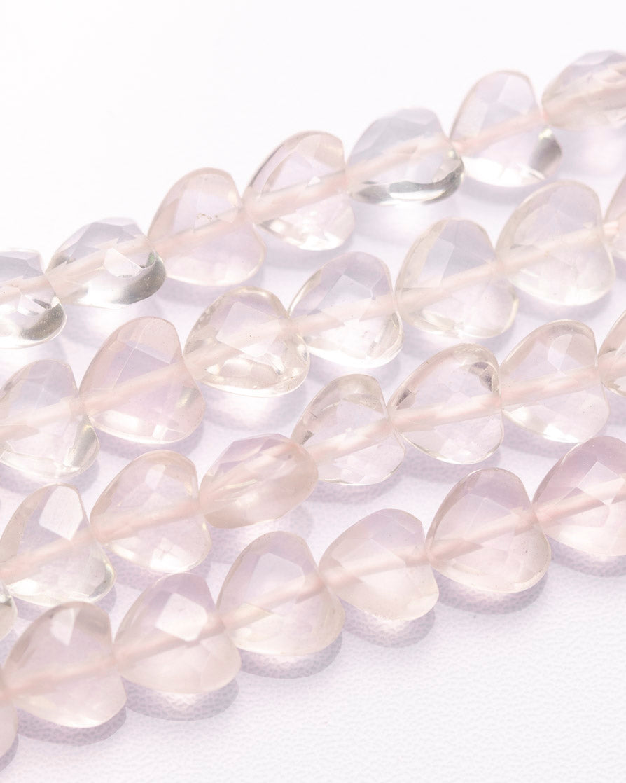ローズクォーツ ハートカット 縦穴 5.5×6(±1mm)【1040】