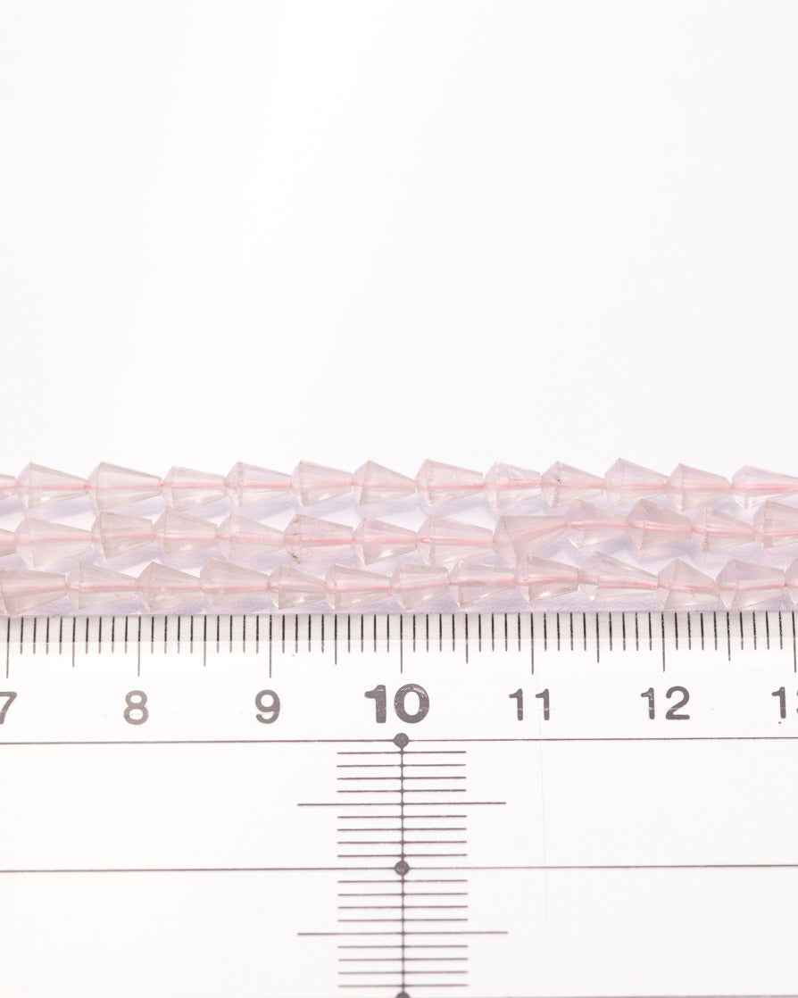 ローズクォーツ ドロップ 縦穴 5.5×3.5(±1mm)【1041】