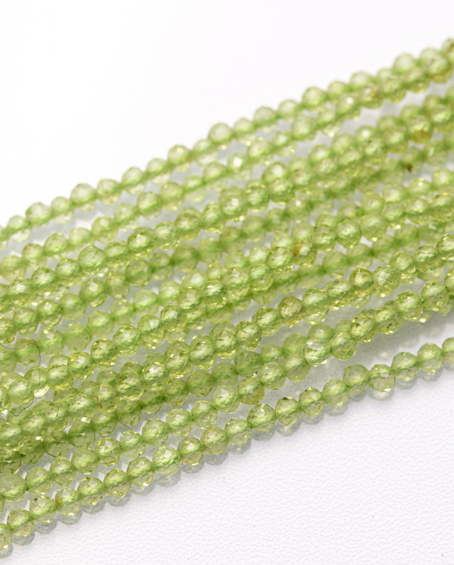 ペリドット ラウンドカット 2mm(±1mm)【1052】