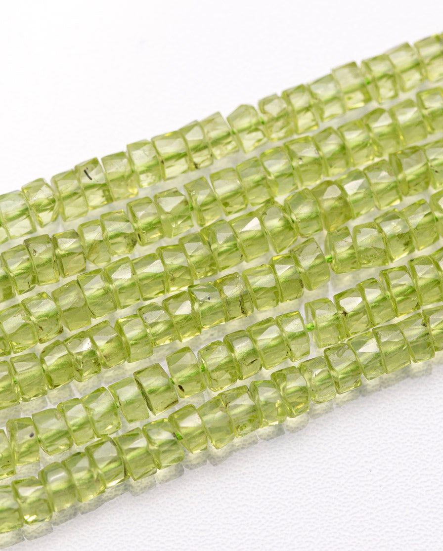 ペリドット ヘイシカット 3mm(±1mm)【1057】