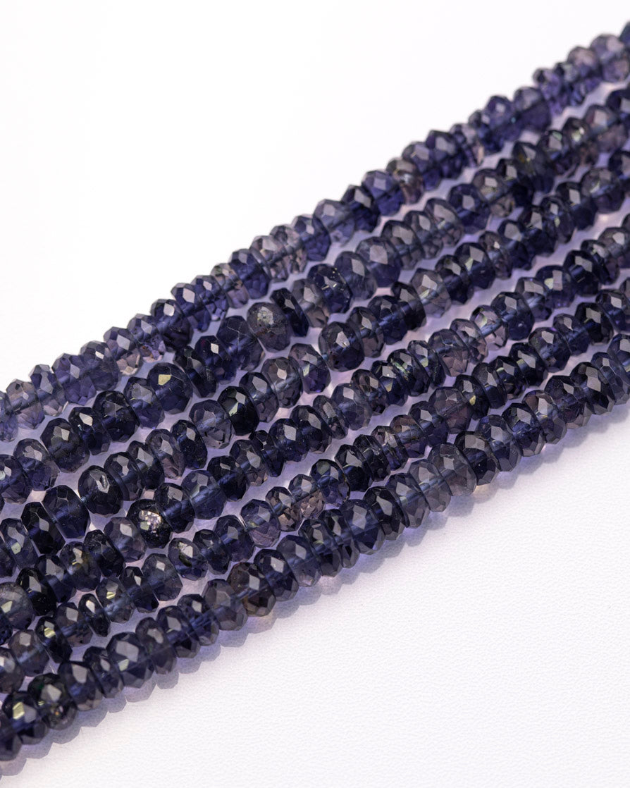 【1105】アイオライト ボタンカット 4.5mm(±1mm)