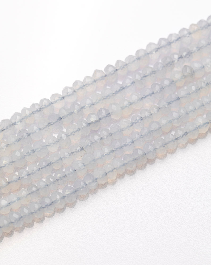 【1112】ブルーカルセドニー ボタンカット 4mm(±1mm)