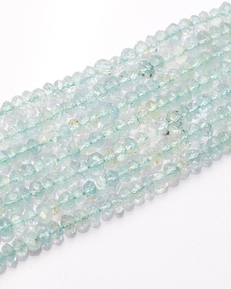 【1114】アクアマリン ボタンカット4.5mm(±1mm)