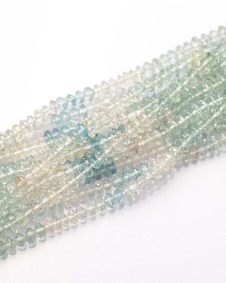 【1136】ミックスベリル ボタンカット 4~4.5mm(±1mm)
