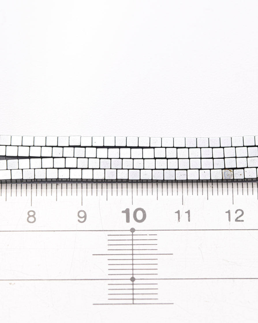 ヘマタイト キューブ 2mm(±1mm)【1166】