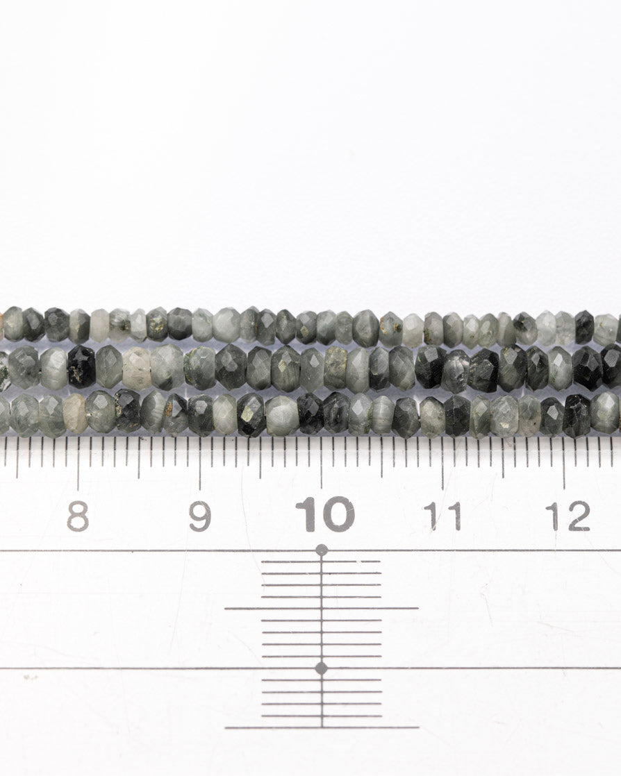 インドキャッツアイ ボタンカット 3.5~4mm(±1mm)【1179】
