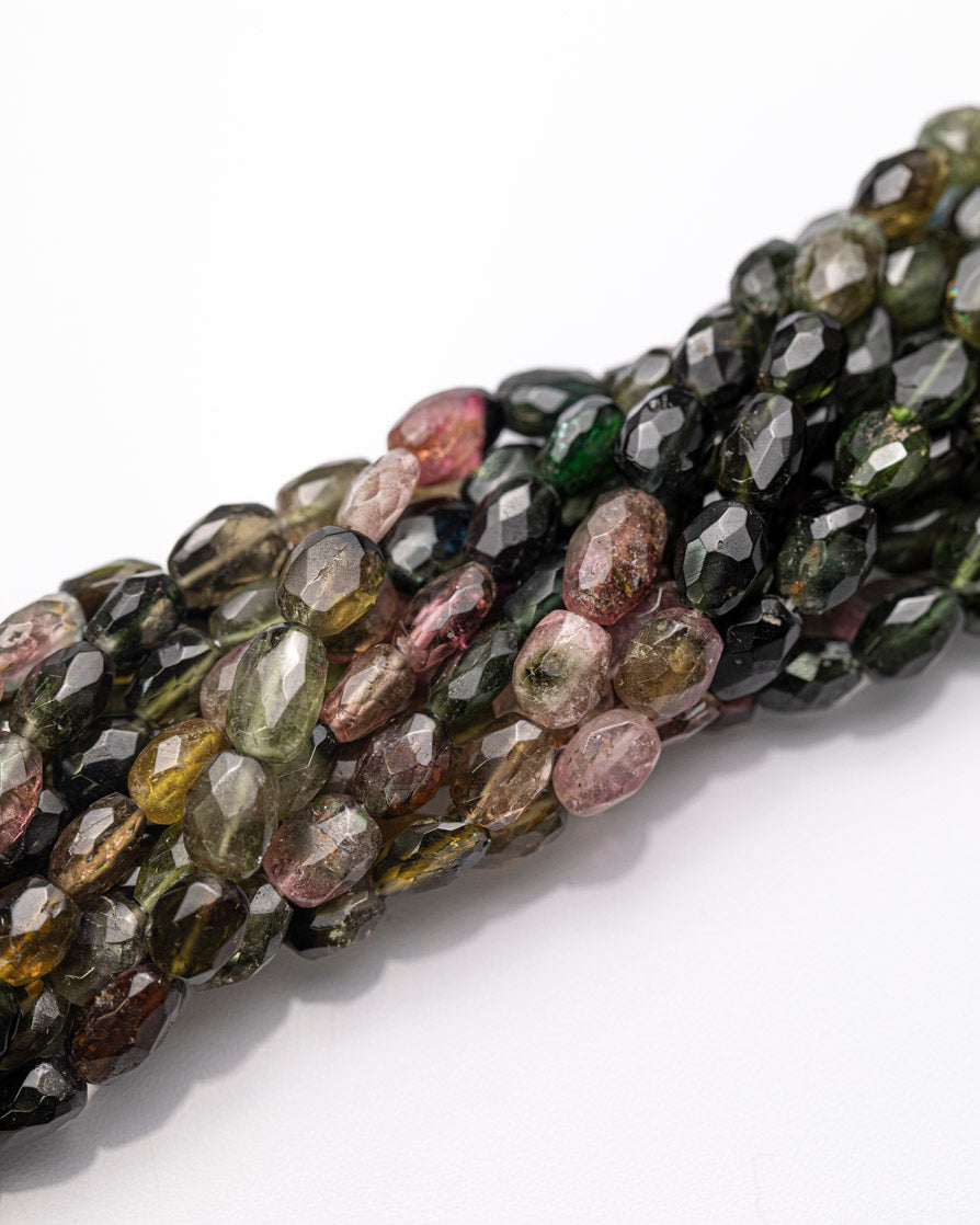 【1192】マルチカラートルマリン オーバルカット 7×5.5mm(±1mm)